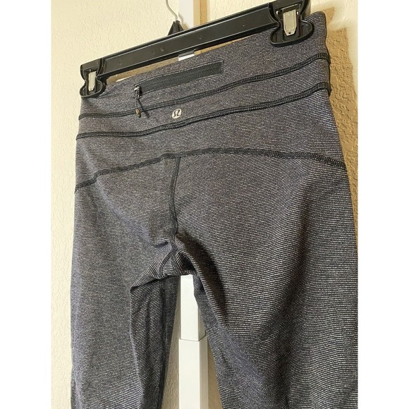 Lululemon‎ Run Pace Tight Heathered Deep Coal back Zipper pocket Leggings sz 4 - Picture 3 of 9